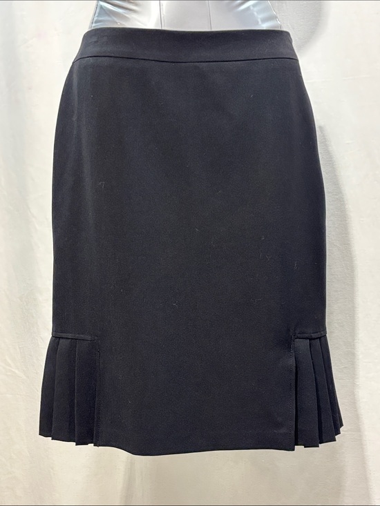 Tahari Dresses & Skirts - Tahari Arthur S Levine Black Pencil Skirt with Pleated Hem 266 work party trendy